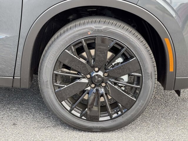 2026 Mitsubishi Outlander in Winchester, VA 22602 - 18139058 7