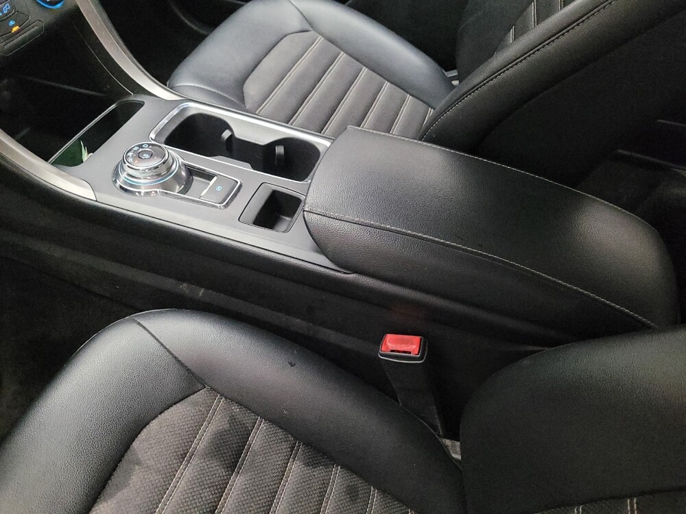 2017 Ford Fusion in Downey, CA 90241 - 18139075 26