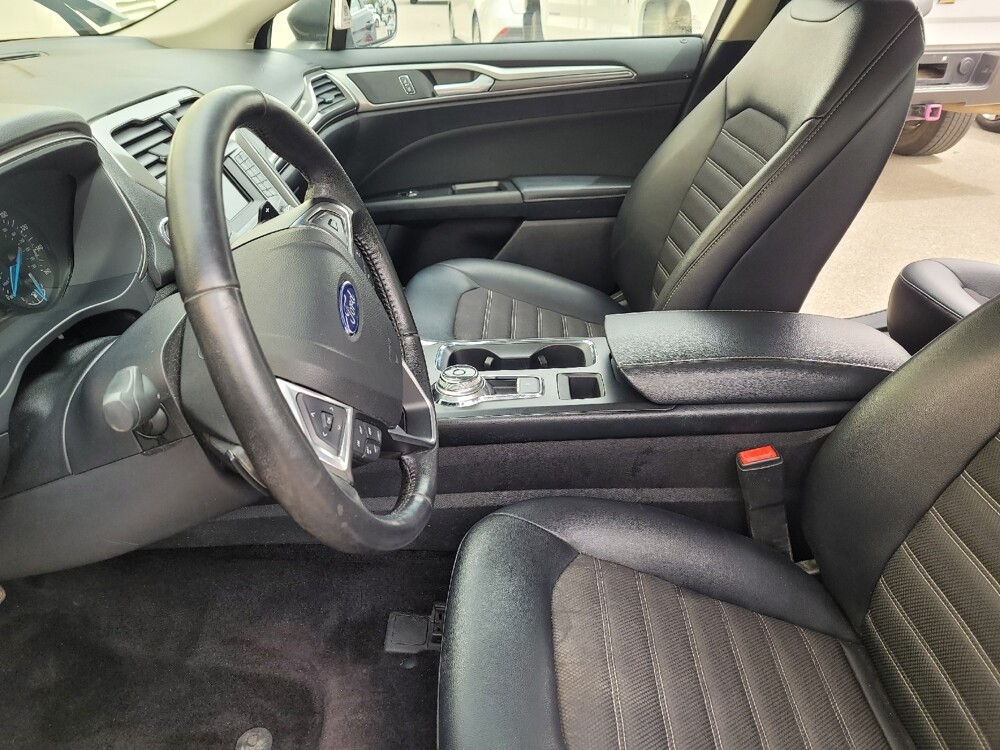 2017 Ford Fusion in Downey, CA 90241 - 18139075 17