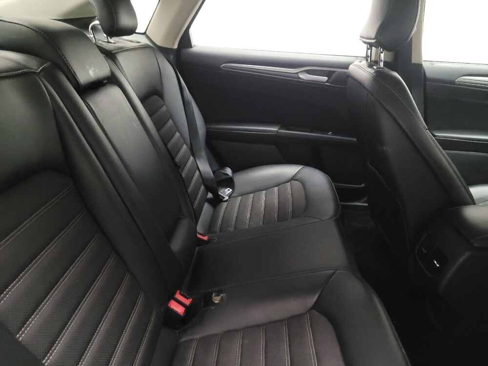 2017 Ford Fusion in Downey, CA 90241 - 18139075 19