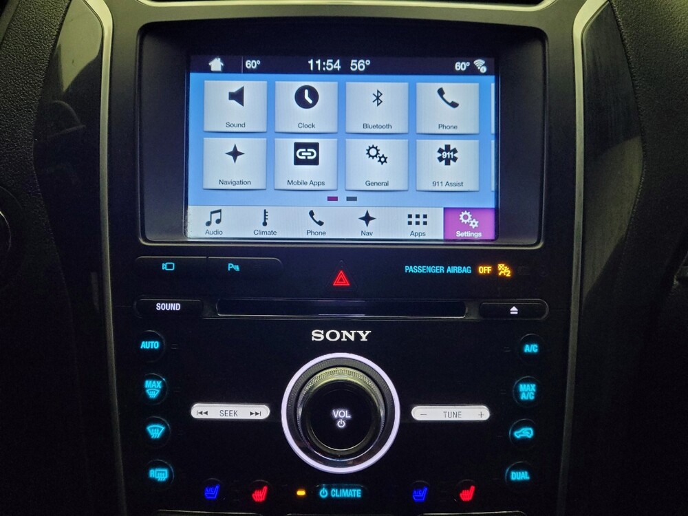 2017 Ford Explorer in Fresno, CA 93726 - 18139080 25