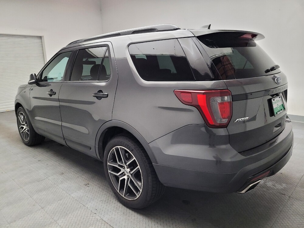 2017 Ford Explorer in Fresno, CA 93726 - 18139080 3