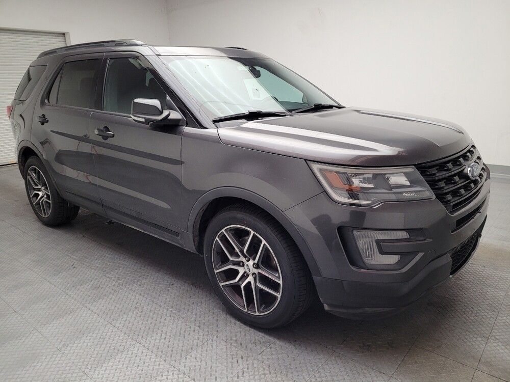 2017 Ford Explorer in Fresno, CA 93726 - 18139080 11