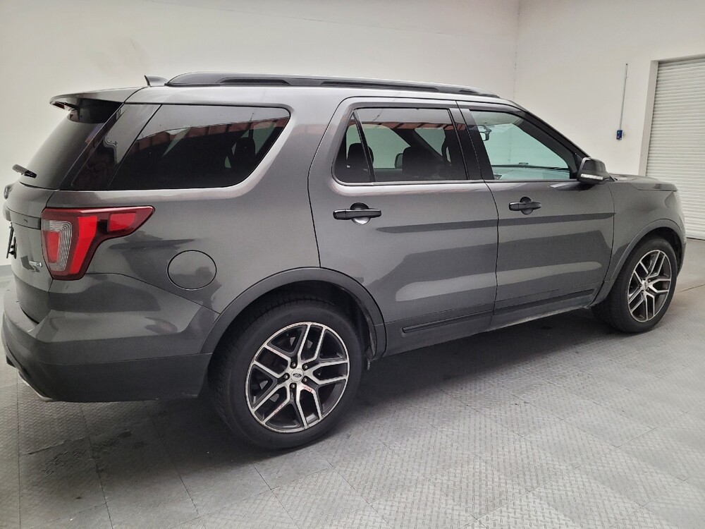 2017 Ford Explorer in Fresno, CA 93726 - 18139080 10