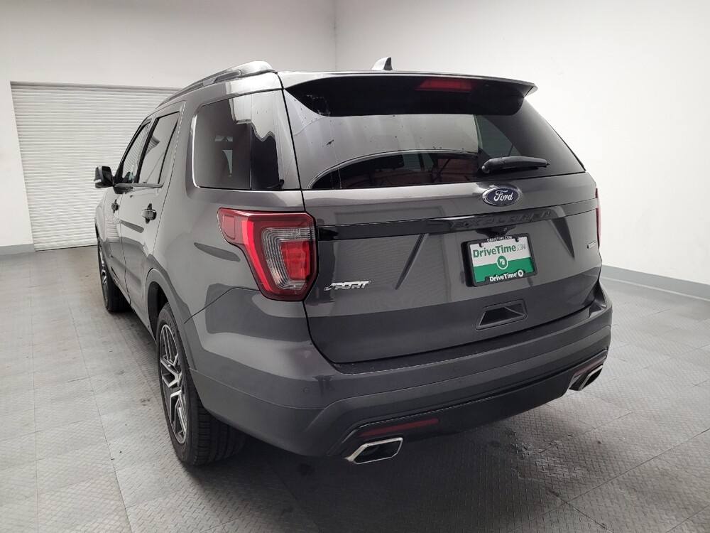 2017 Ford Explorer in Fresno, CA 93726 - 18139080 6