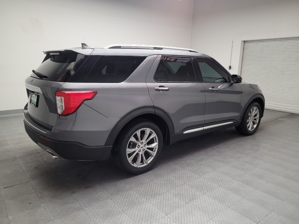 2022 Ford Explorer in Fresno, CA 93726 - 18139081 10