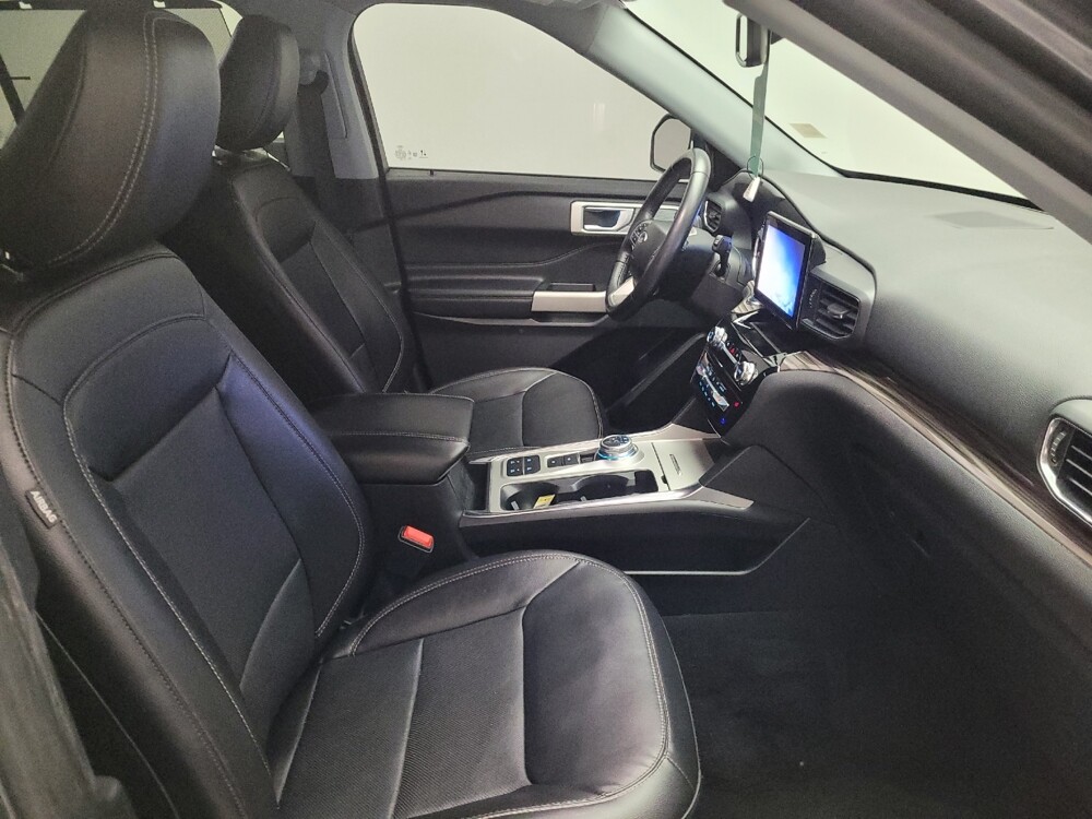 2022 Ford Explorer in Fresno, CA 93726 - 18139081 21