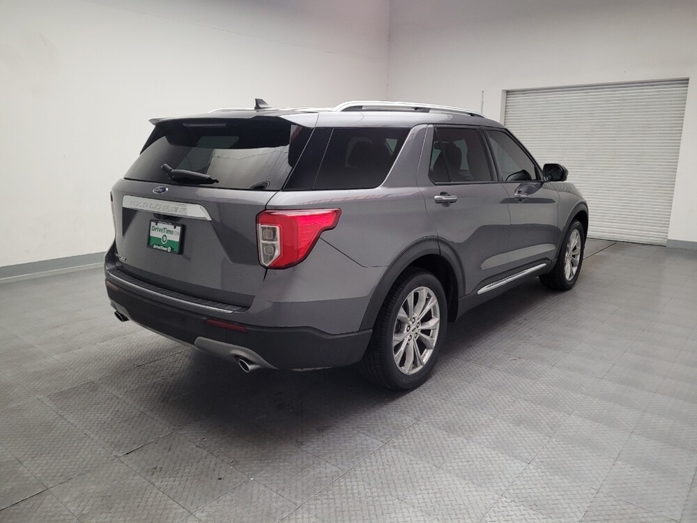 2022 Ford Explorer in Fresno, CA 93726 - 18139081 9