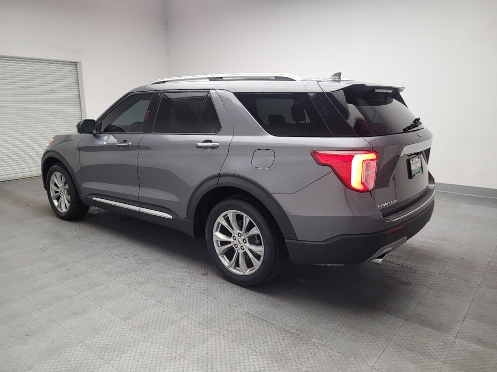2022 Ford Explorer in Fresno, CA 93726 - 18139081 3