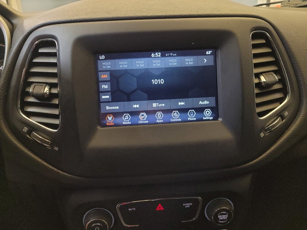 2019 Jeep Compass in Louisville, KY 40258 - 18139083 25