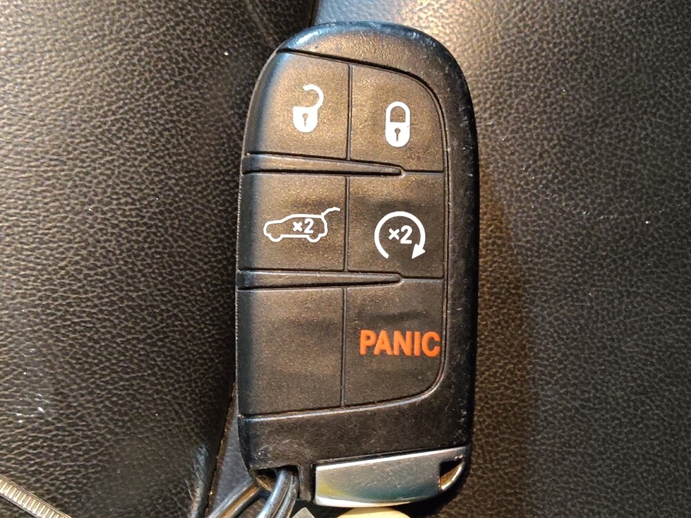 2022 Jeep Grand Cherokee in Tulsa, OK 74145 - 18139104 32