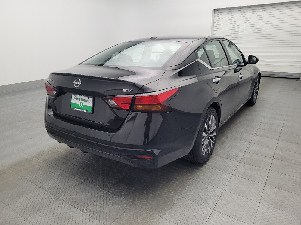 2023 Nissan Altima in Orlando, FL 32808 - 18139113 9