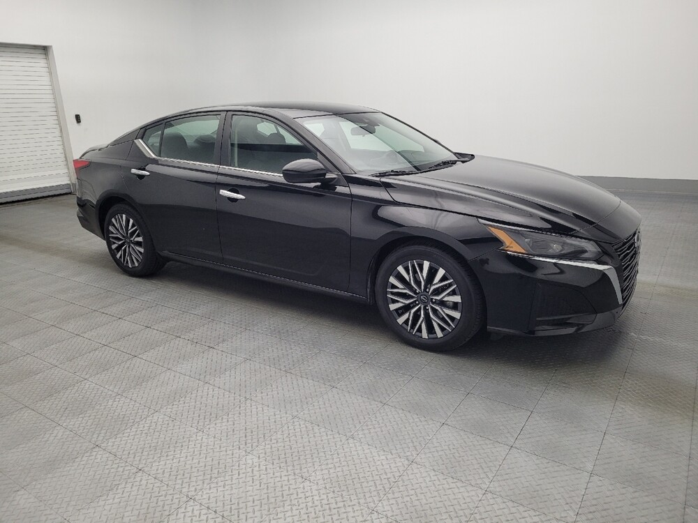 2023 Nissan Altima in Orlando, FL 32808 - 18139113 11