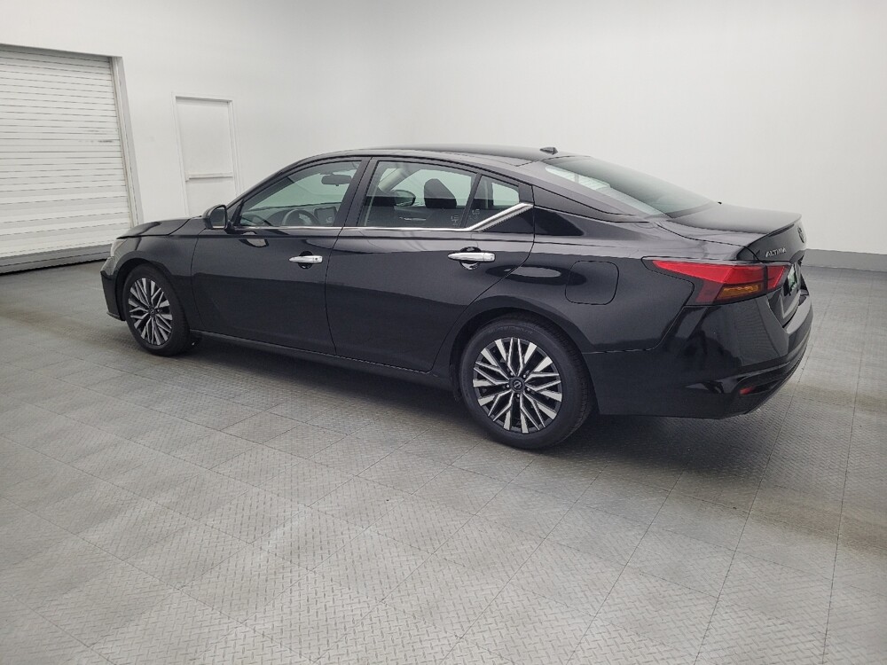 2023 Nissan Altima in Orlando, FL 32808 - 18139113 3