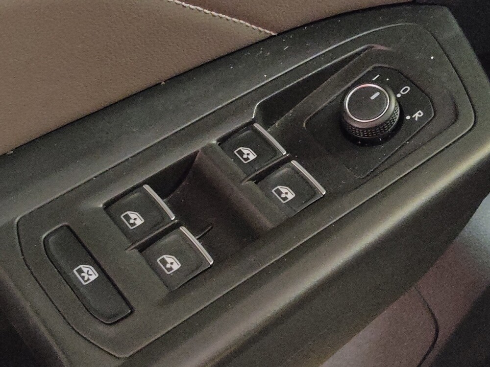 2022 Volkswagen Atlas in Orlando, FL 32808 - 18139125 27