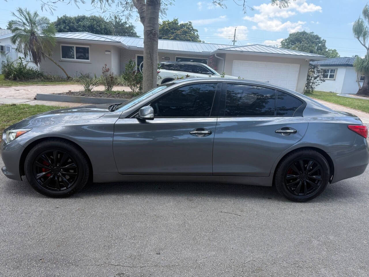 2016 INFINITI Q50 in Hollywood, FL 33023-1906 - 18139129 2