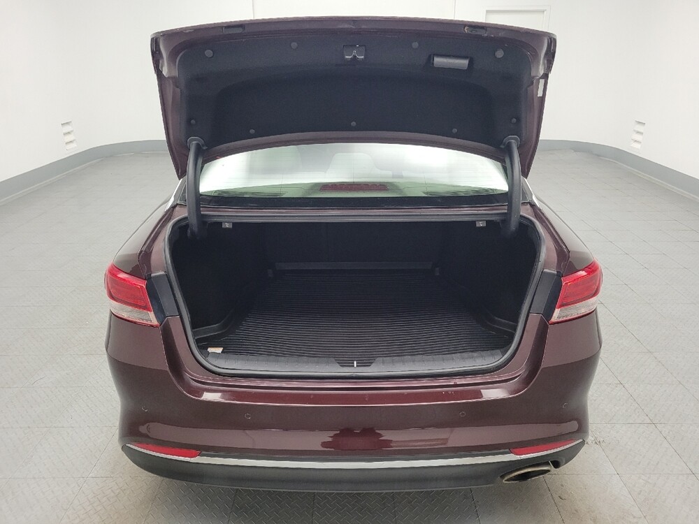 2018 Kia Optima in Memphis, TN 38115 - 18139138 29