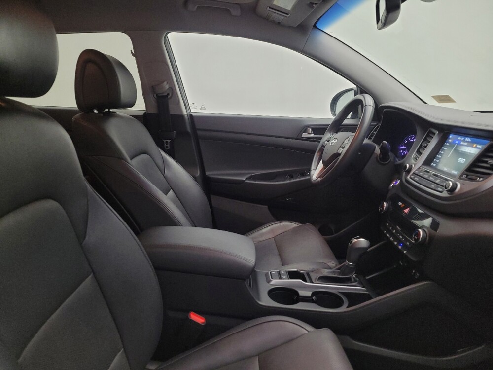 2017 Hyundai Tucson in Louisville, KY 40258 - 18139148 21