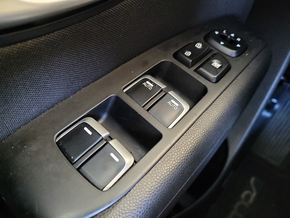 2019 Kia Soul in Louisville, KY 40258 - 18139149 27