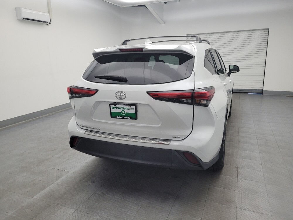2022 Toyota Highlander in Lexington, KY 40509 - 18139151 7