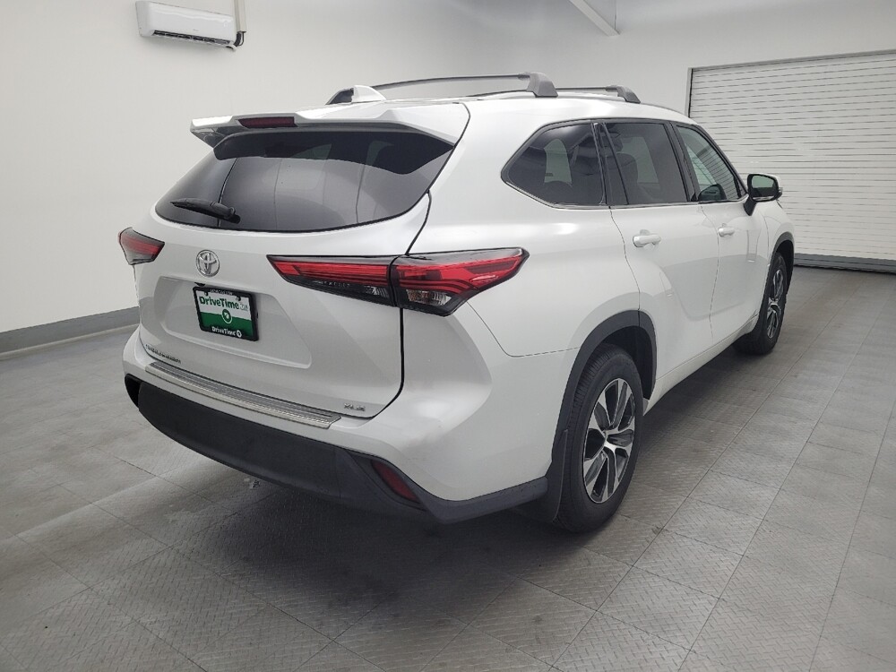 2022 Toyota Highlander in Lexington, KY 40509 - 18139151 9