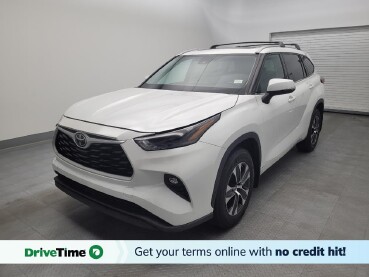 2022 Toyota Highlander in Lexington, KY 40509