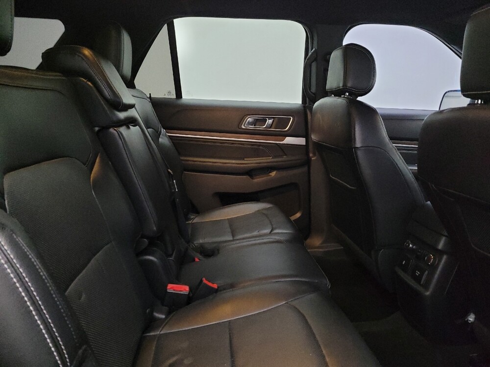 2016 Ford Explorer in Miamisburg, OH 45342 - 18139153 19