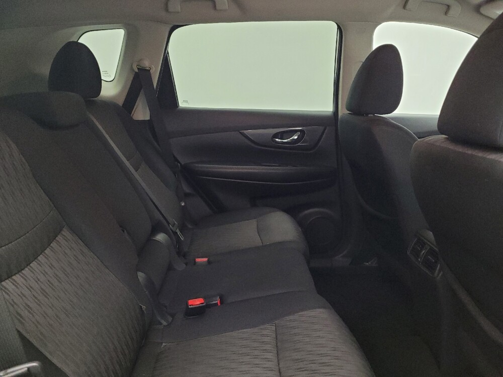 2019 Nissan Rogue in Columbus, OH 43228 - 18139155 19