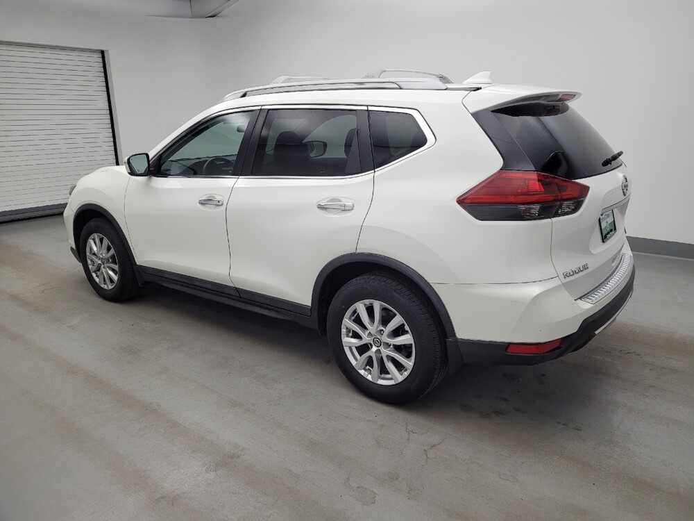 2019 Nissan Rogue in Columbus, OH 43228 - 18139155 3