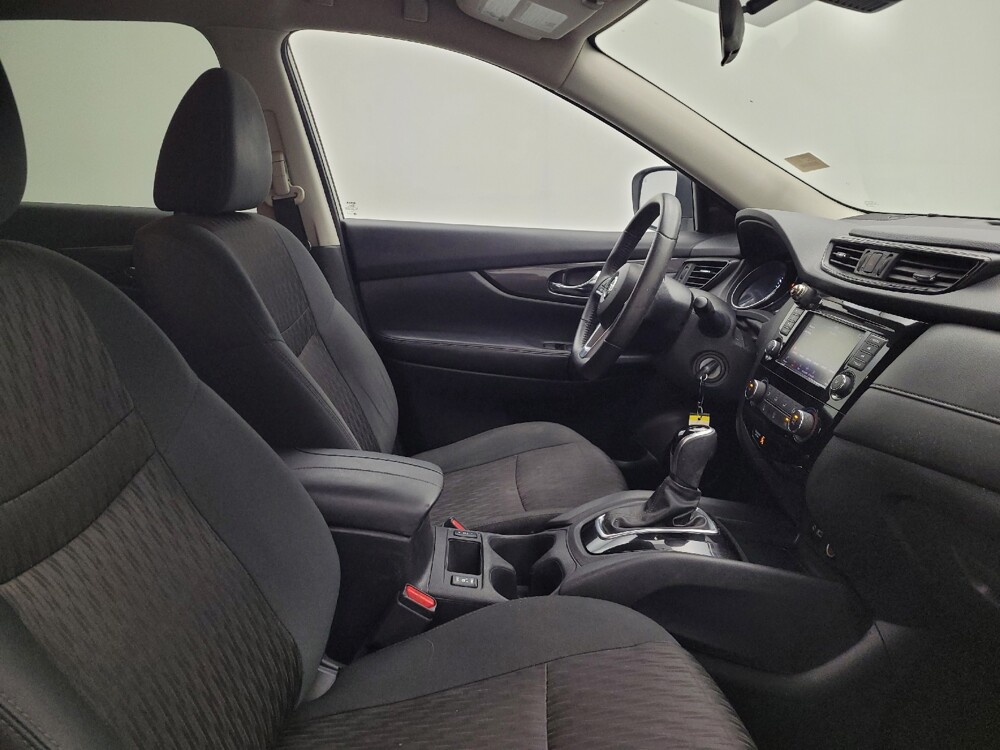 2019 Nissan Rogue in Columbus, OH 43228 - 18139155 21