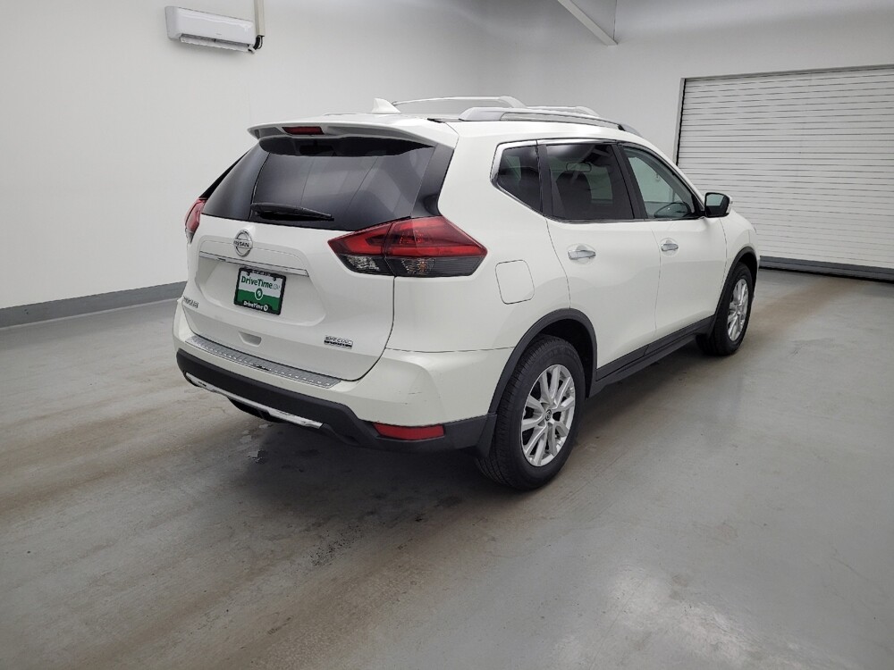 2019 Nissan Rogue in Columbus, OH 43228 - 18139155 9