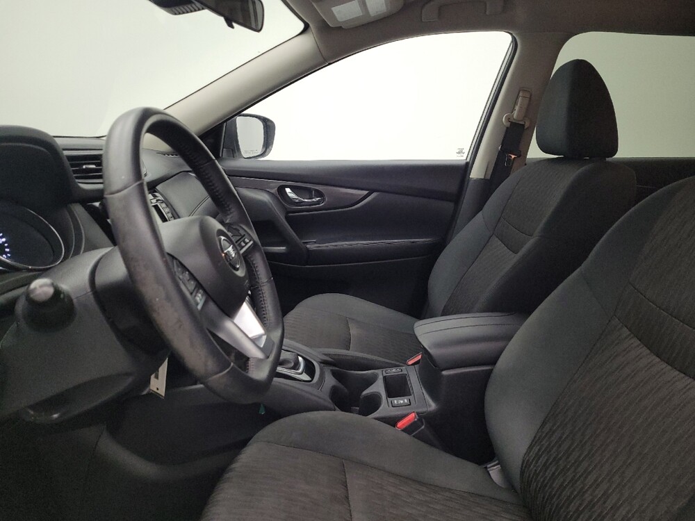 2019 Nissan Rogue in Columbus, OH 43228 - 18139155 17