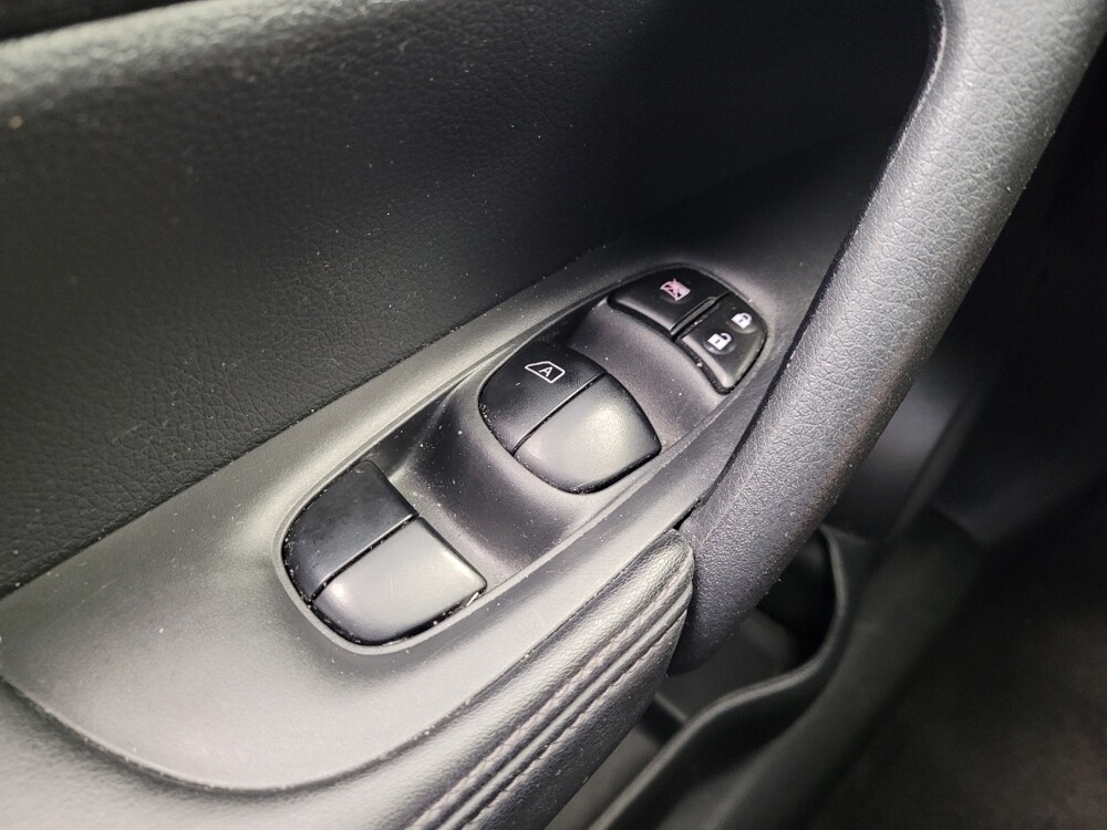2019 Nissan Rogue in Columbus, OH 43228 - 18139155 27