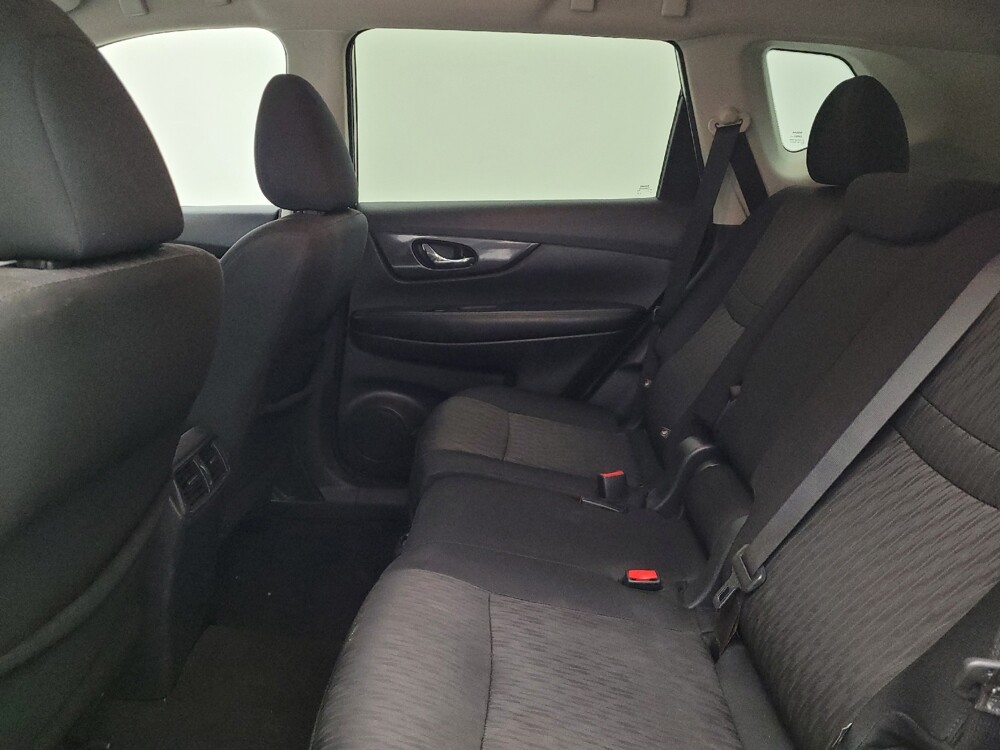 2019 Nissan Rogue in Columbus, OH 43228 - 18139155 18