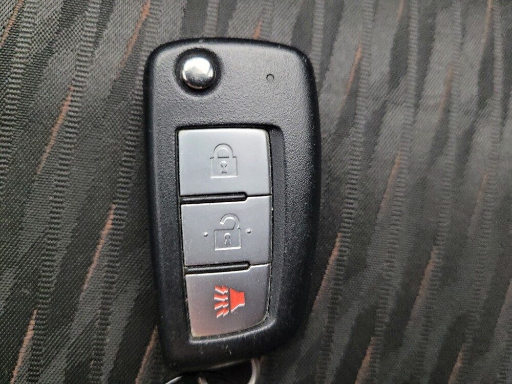 2019 Nissan Rogue in Columbus, OH 43228 - 18139155 32
