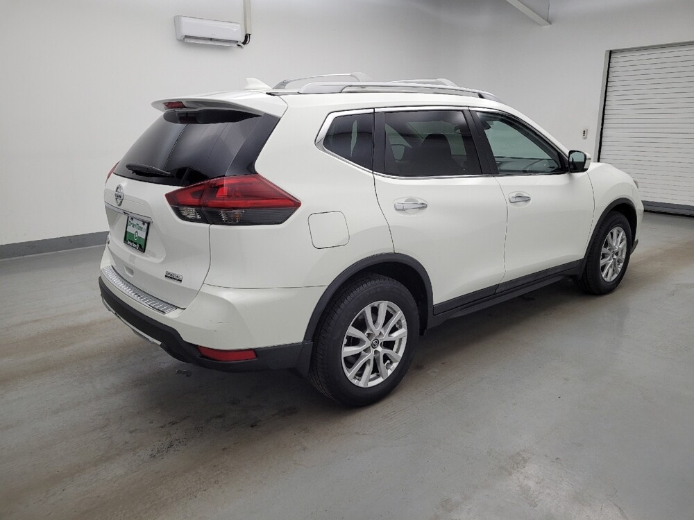 2019 Nissan Rogue in Columbus, OH 43228 - 18139155 10