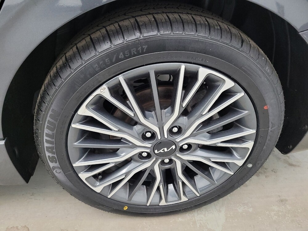 2024 Kia Forte in Maple Heights, OH 44137 - 18139156 31