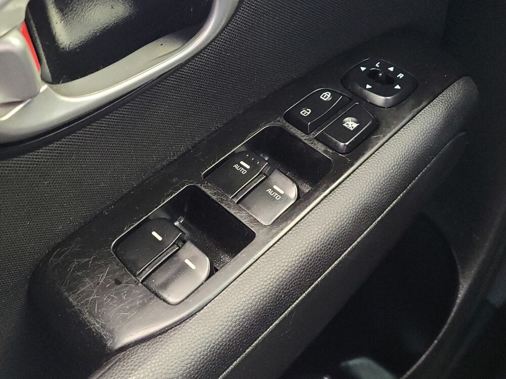 2014 Kia Soul in Louisville, KY 40258 - 18139158 27
