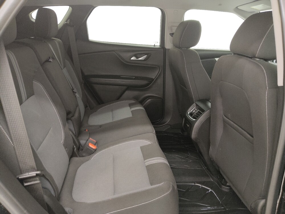 2024 Chevrolet Blazer in Gladstone, MO 64118 - 18139163 19