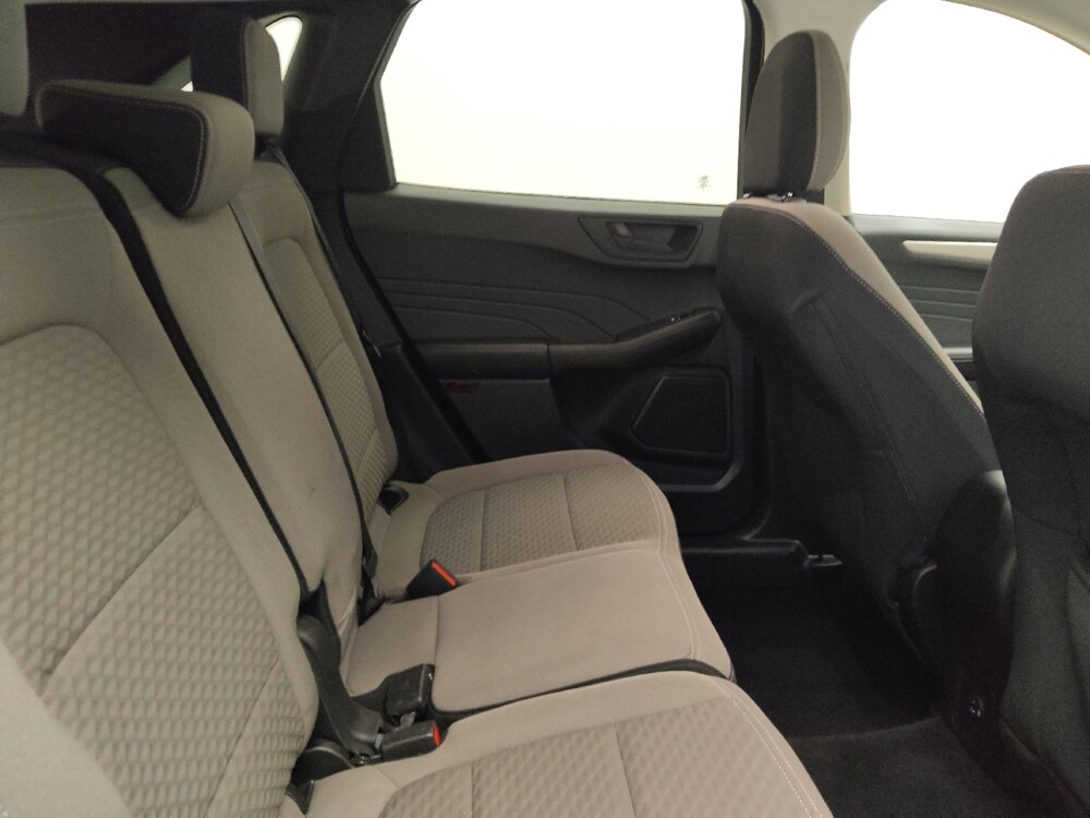 2022 Ford Escape in Midlothian, IL 60445 - 18139168 19