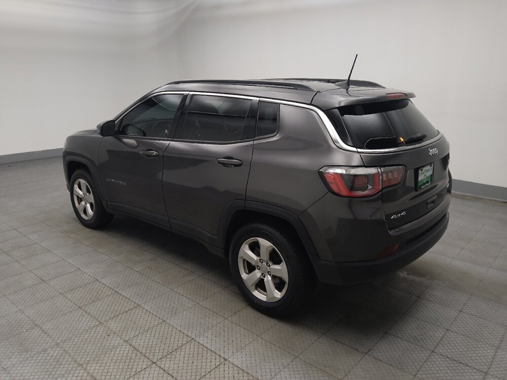 2018 Jeep Compass in Lombard, IL 60148 - 18139171 3