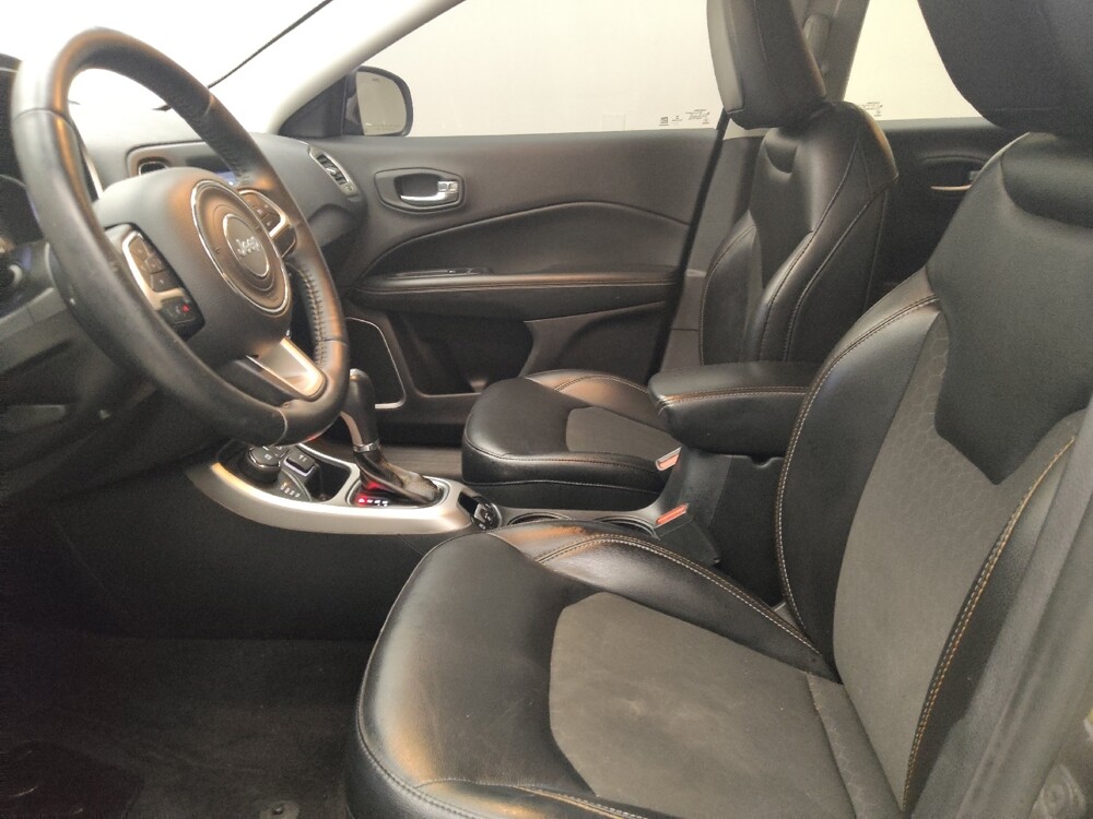 2018 Jeep Compass in Lombard, IL 60148 - 18139171 17