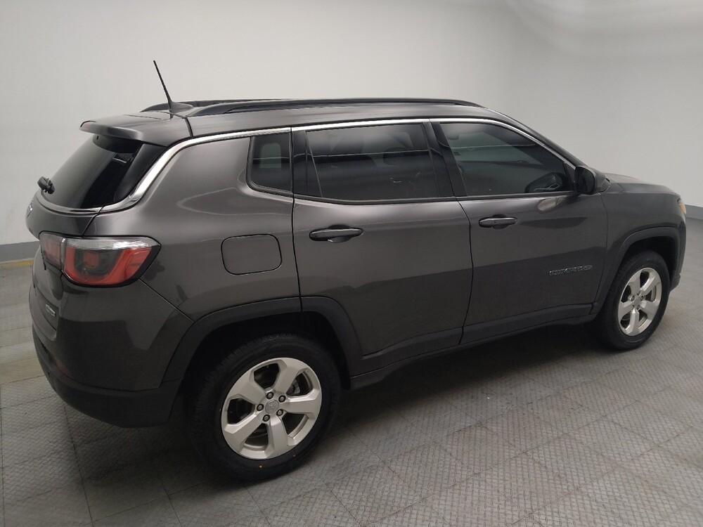 2018 Jeep Compass in Lombard, IL 60148 - 18139171 10