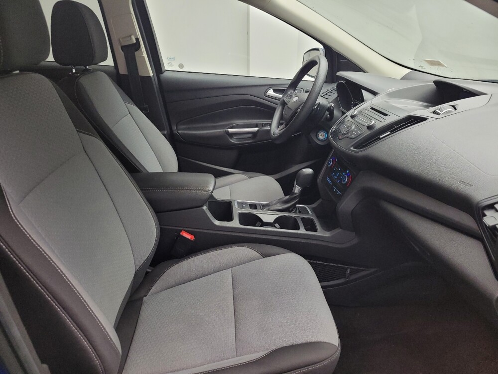 2017 Ford Escape in Maple Heights, OH 44137 - 18139176 21