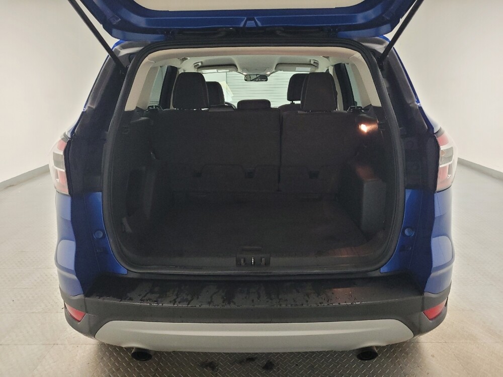 2017 Ford Escape in Maple Heights, OH 44137 - 18139176 29