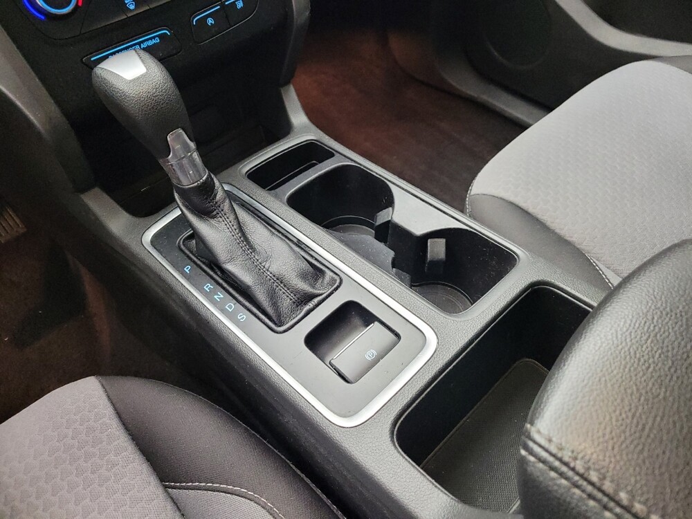 2017 Ford Escape in Maple Heights, OH 44137 - 18139176 26