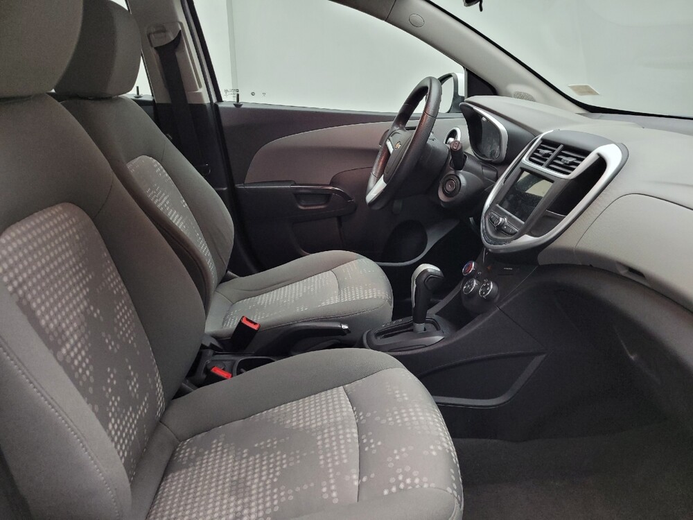 2019 Chevrolet Sonic in Maple Heights, OH 44137 - 18139177 21