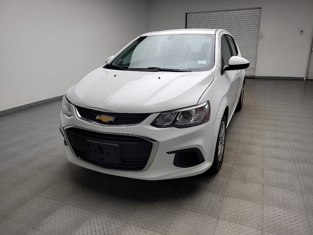 2019 Chevrolet Sonic in Maple Heights, OH 44137 - 18139177 15