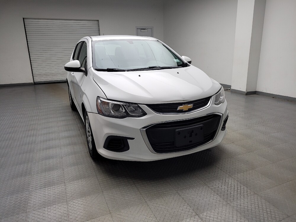 2019 Chevrolet Sonic in Maple Heights, OH 44137 - 18139177 14