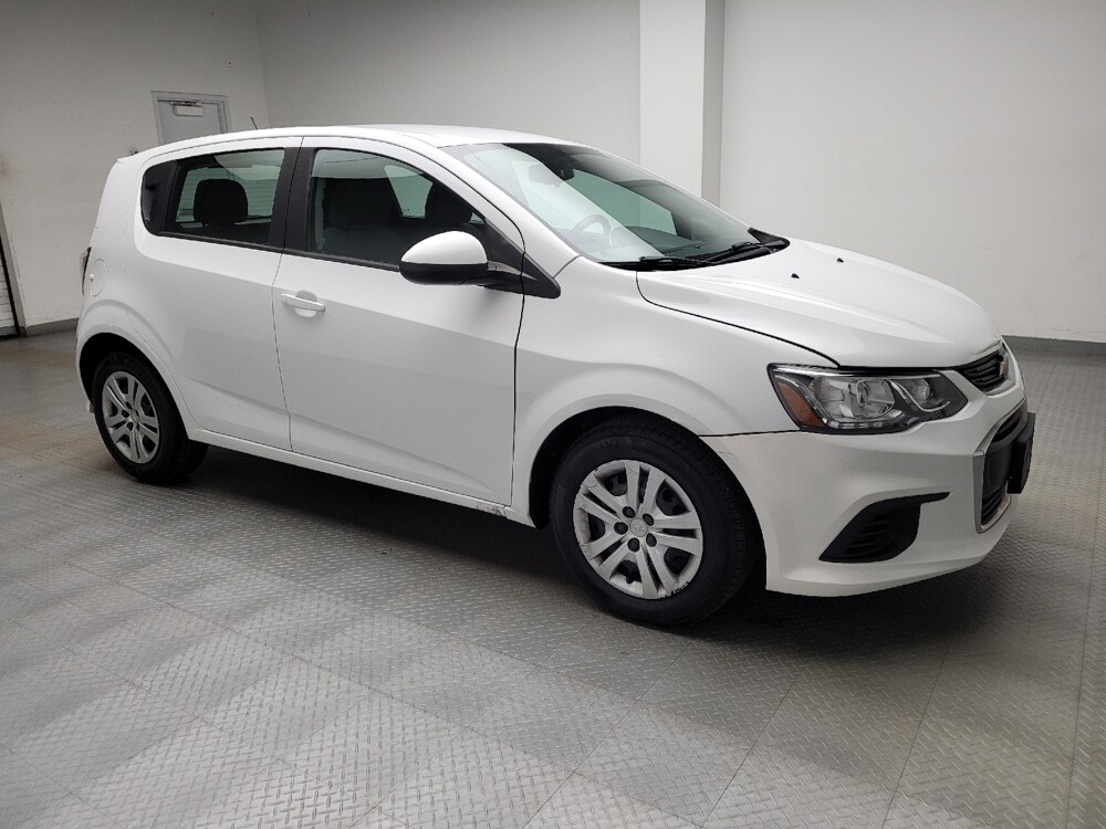 2019 Chevrolet Sonic in Maple Heights, OH 44137 - 18139177 11